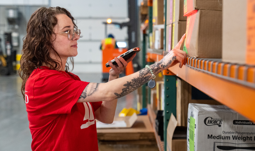 How Distribution Staffing Agency Helps You Reduce Turnover